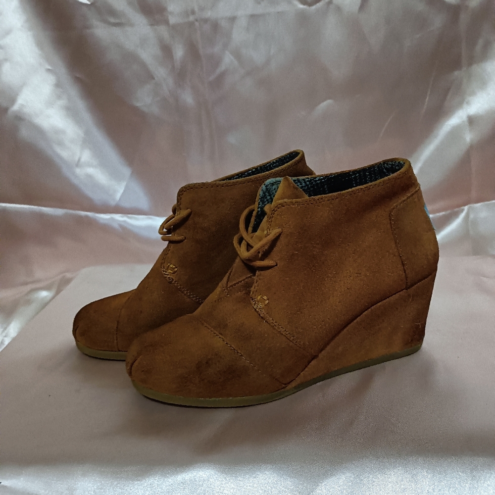 Wedge Tom's